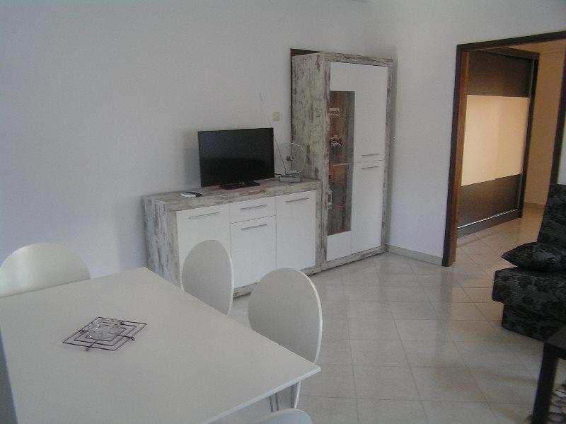 Deda Apartments Паг Екстериор снимка