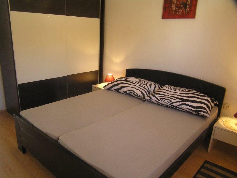 Deda Apartments Паг Екстериор снимка