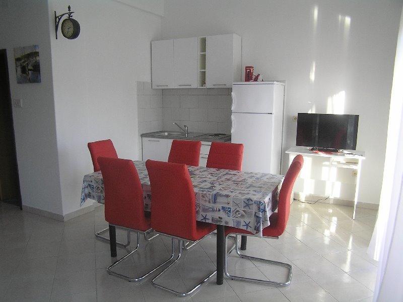 Deda Apartments Паг Екстериор снимка